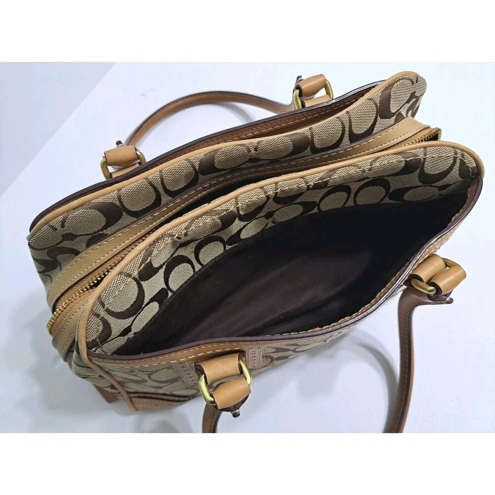 COACH 10532 Signature Hamptons Carryall Satchel Handbag Purse Brown Beige